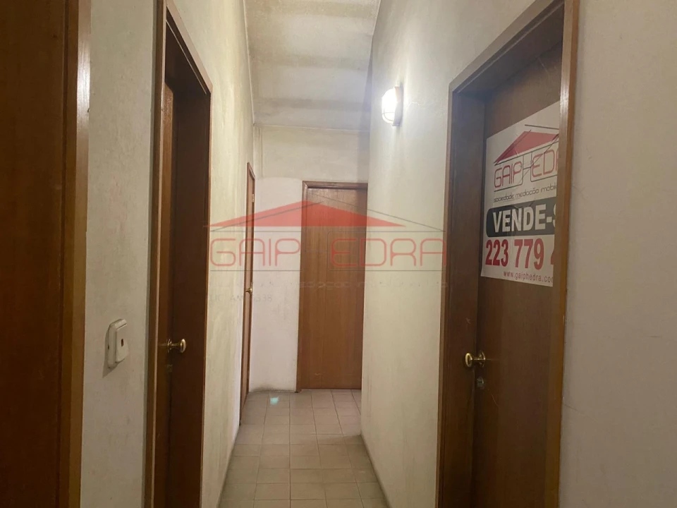 Armazém para Venda em Esgueira Foto 6