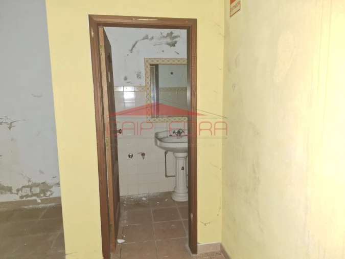 Prédio para Venda em Cartaxo e Vale da Pinta Foto 9