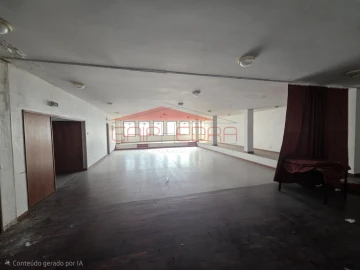 Loja para Venda em Campanhã