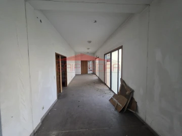 Loja para Venda em Campanhã