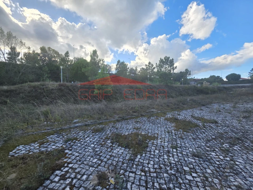 Terreno para Venda em Azambuja Foto 6