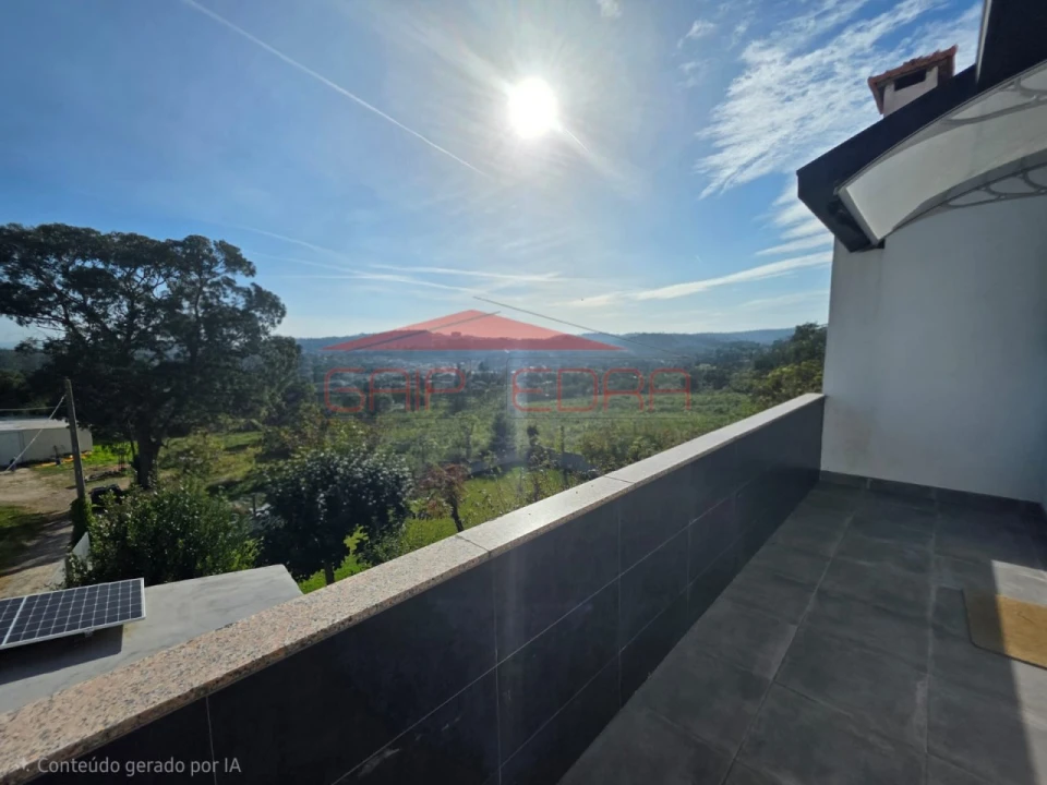 Moradia T4 para Venda em Lourosa Foto 10