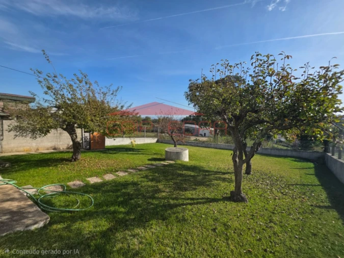 Moradia T4 para Venda em Lourosa Foto 29