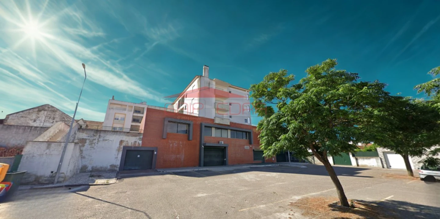 Loja para Venda em Alpiarça Foto 2