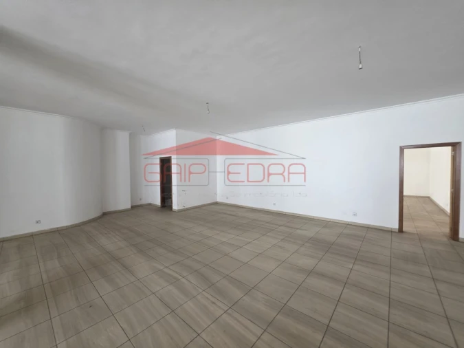 Loja para Venda em Guarda Foto 8