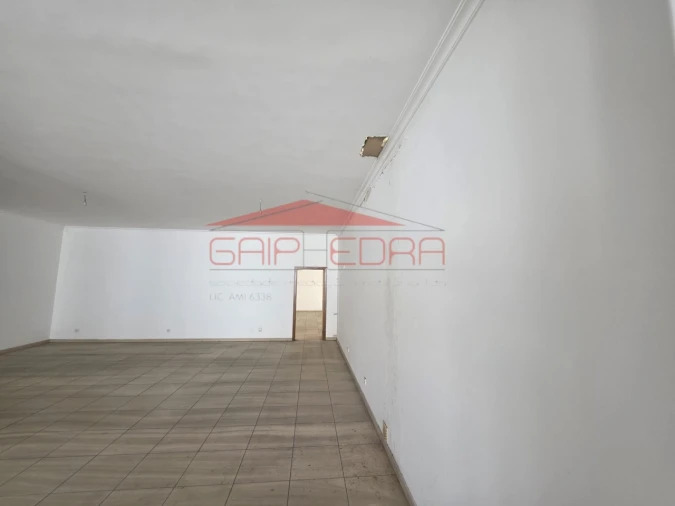 Loja para Venda em Guarda Foto 14