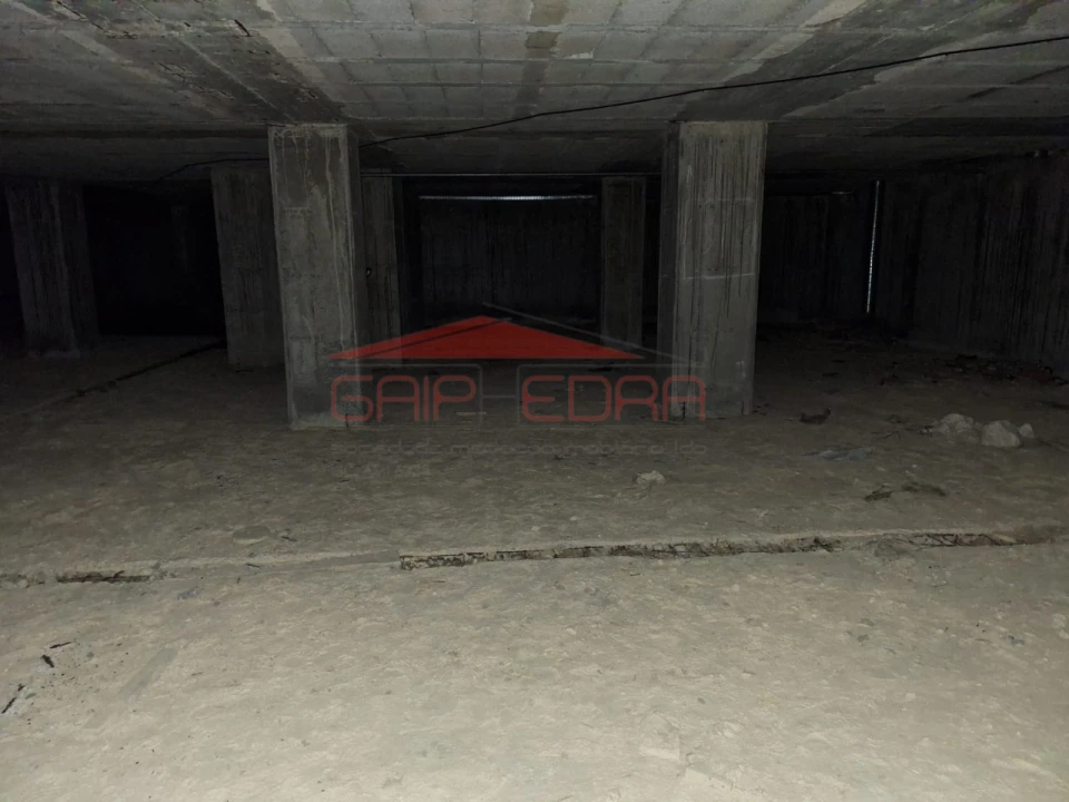 Armazém para Venda em O. Azeméis, Riba-Ul, Ul, Macinhata Seixa, Madail Foto 9