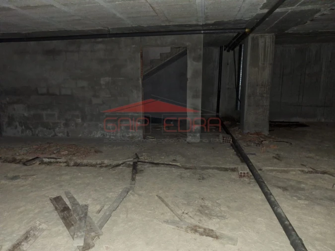 Armazém para Venda em O. Azeméis, Riba-Ul, Ul, Macinhata Seixa, Madail Foto 8