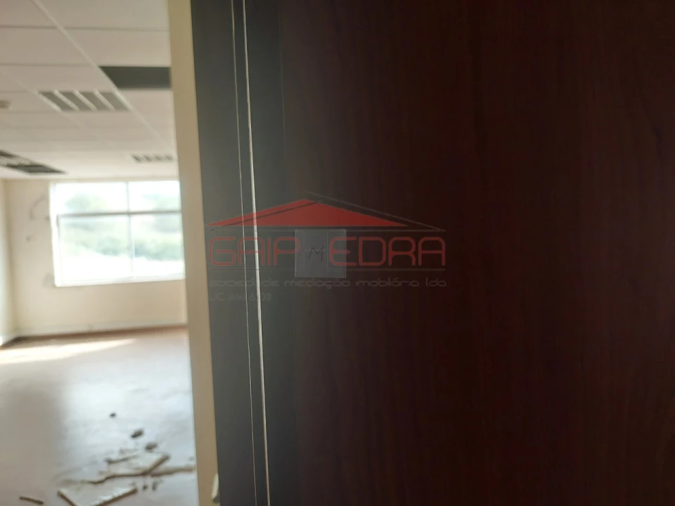 Escritório para Venda em Buarcos Foto 2