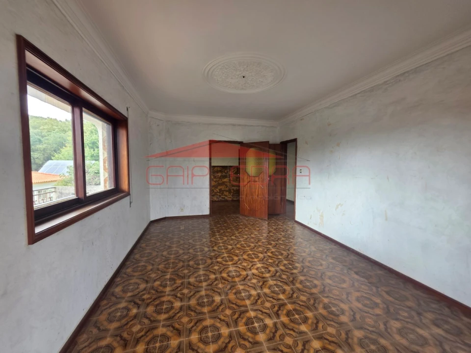 Moradia T4 para Venda em Santa Maria de Lamas Foto 6