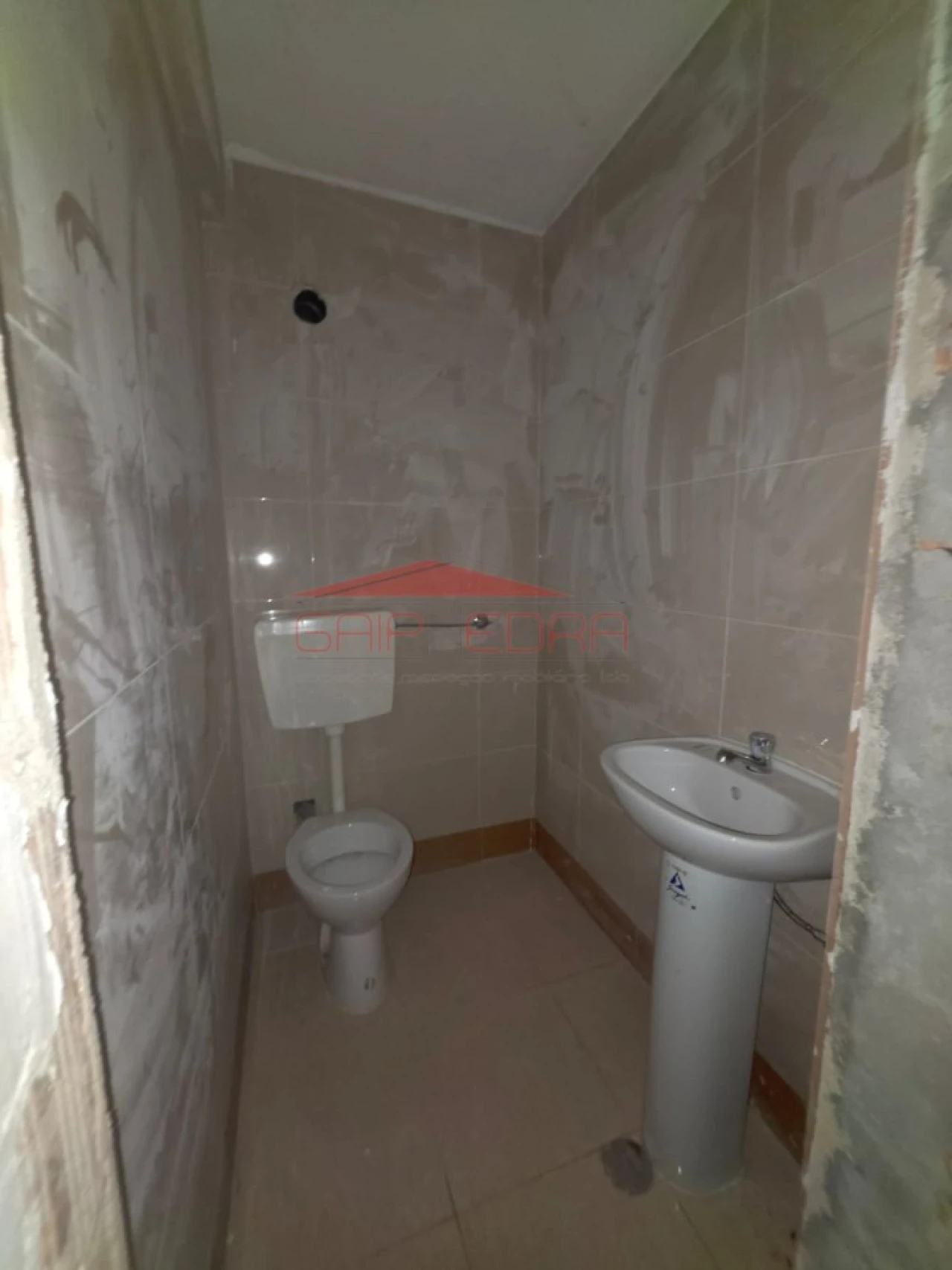 Loja para Venda em Alto do Seixalinho, Santo André e Verderena Foto 12