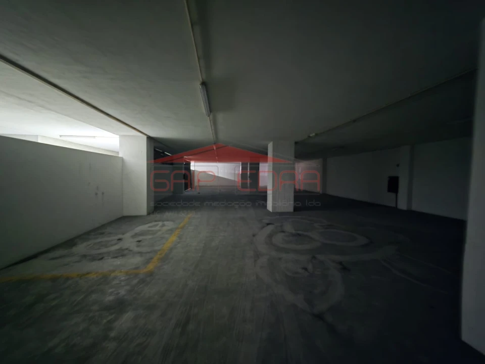 Armazém para Venda em Buarcos Foto 16