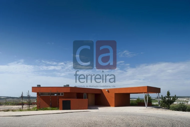 Moradia T3 para Venda em Vau Foto 1