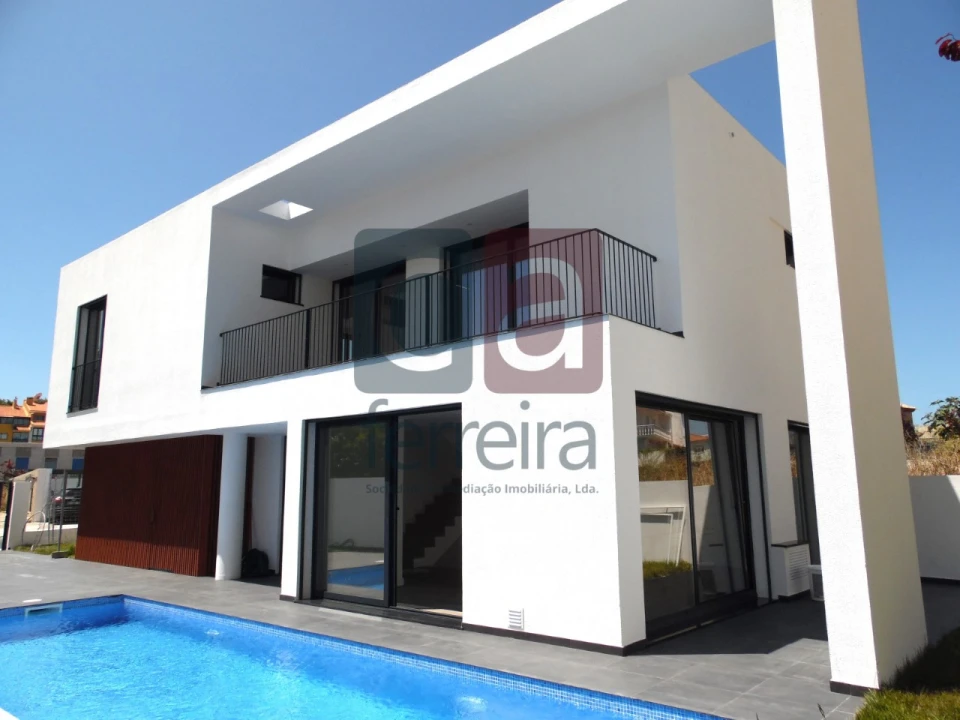 Moradia T4 para Venda em Carcavelos e Parede Foto 1