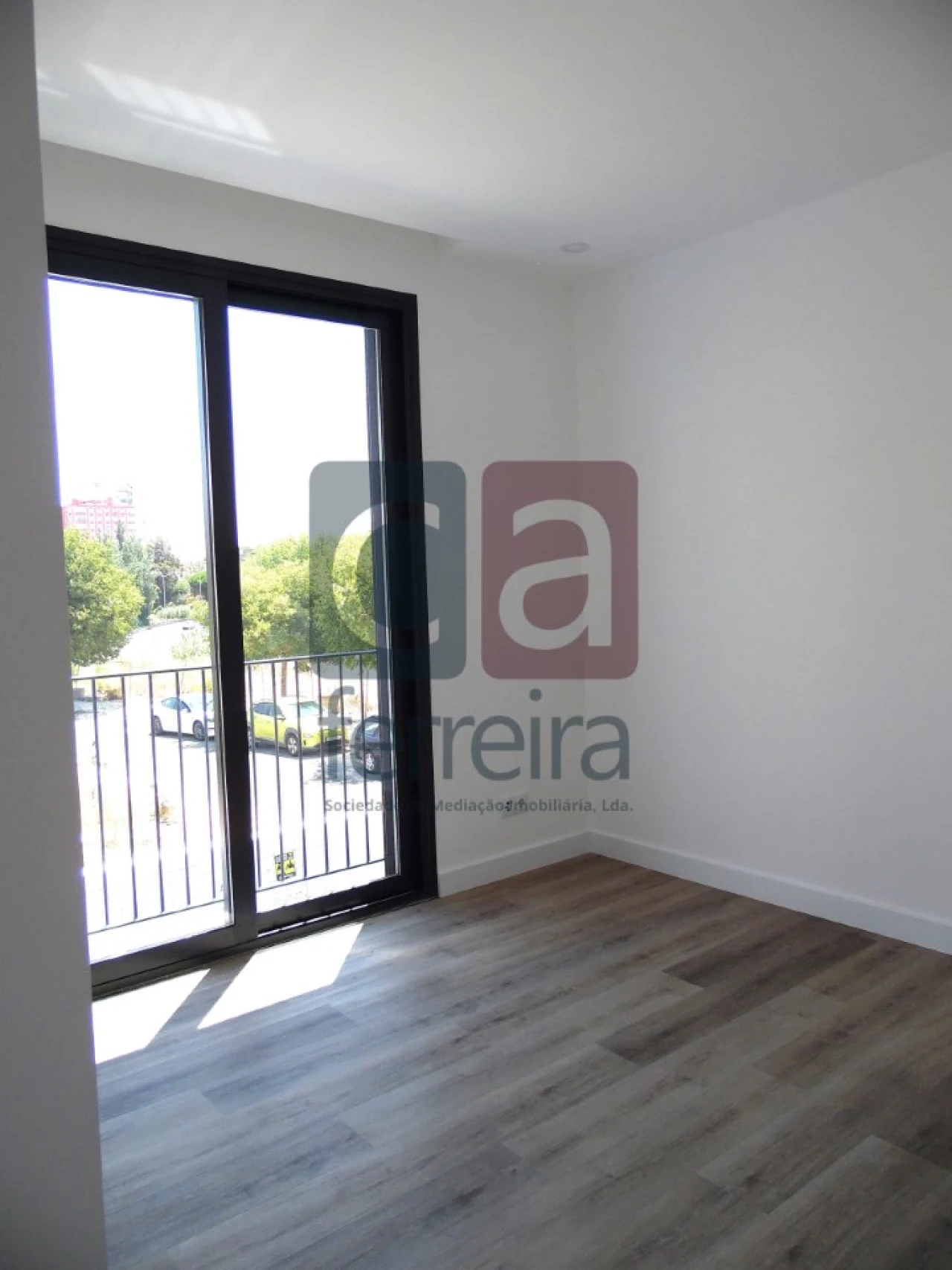 Moradia T4 para Venda em Carcavelos e Parede Foto 10