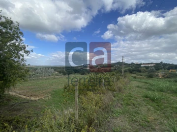 Moradia para Venda em Marvila, Ribeira Santarém, São Salvador, São Nicolau