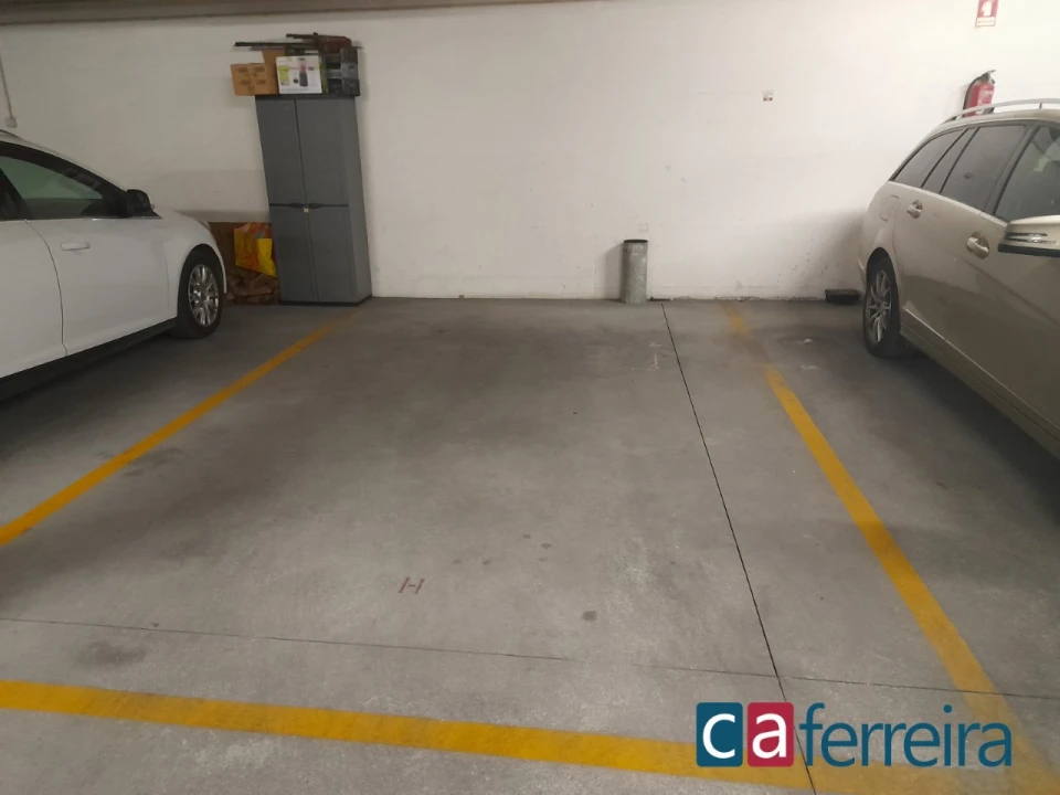 Armazém para Venda em Almeirim Foto 2