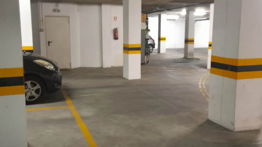 Armazém para Venda em Almeirim