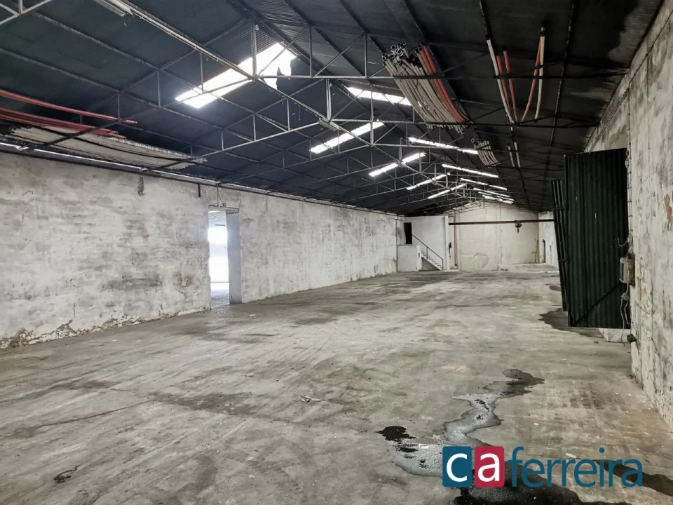 Armazém para Venda em Almeirim Foto 4