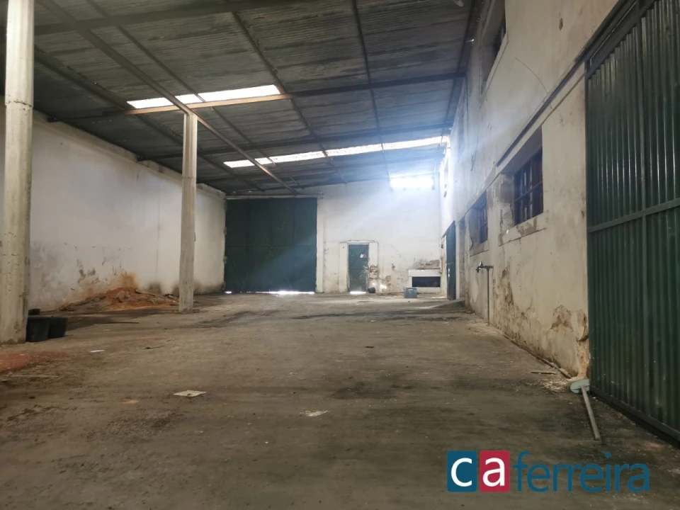 Armazém para Venda em Almeirim Foto 12