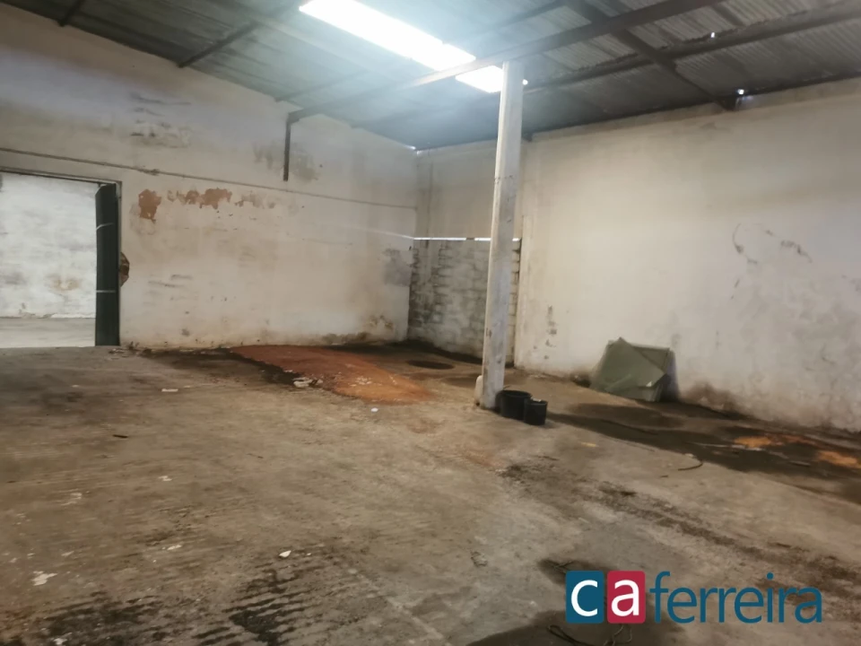 Armazém para Venda em Almeirim Foto 15