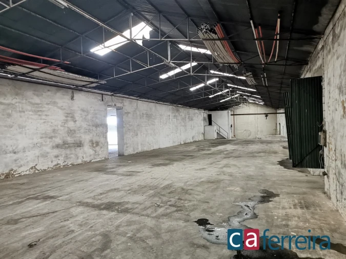 Armazém para Venda em Almeirim Foto 4