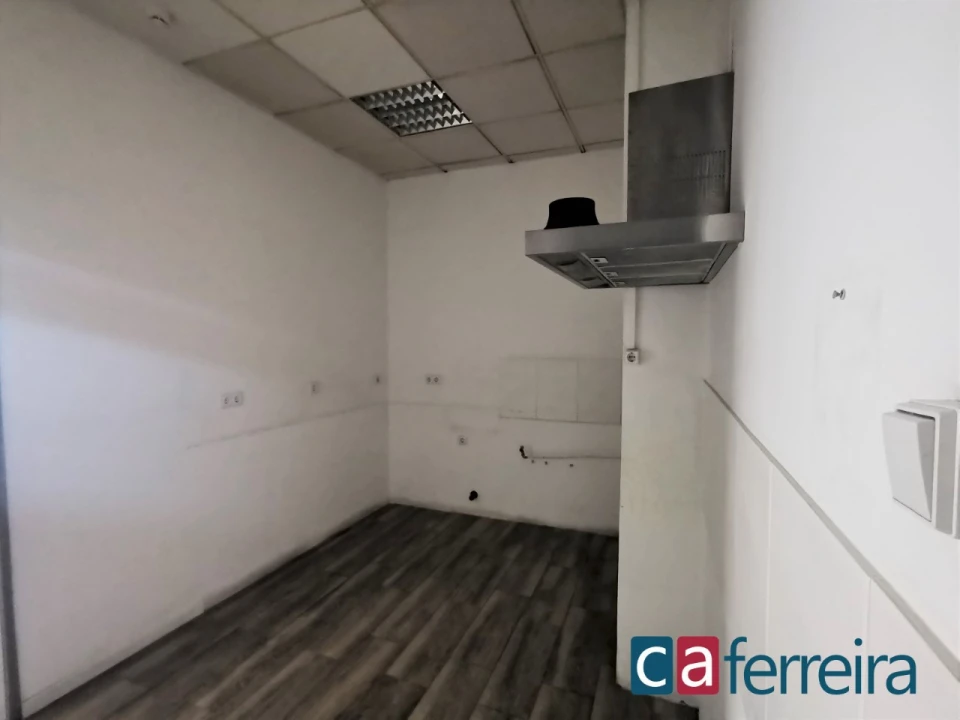 Loja para Venda em Almeirim Foto 5