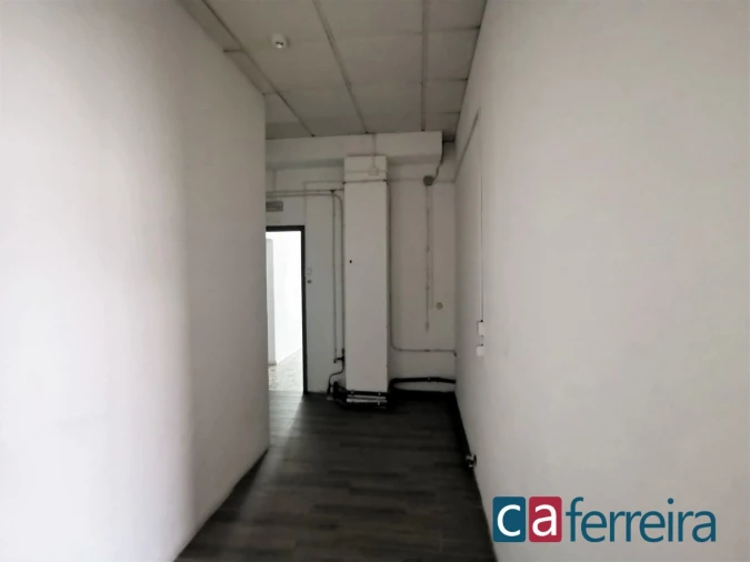 Loja para Venda em Almeirim Foto 7