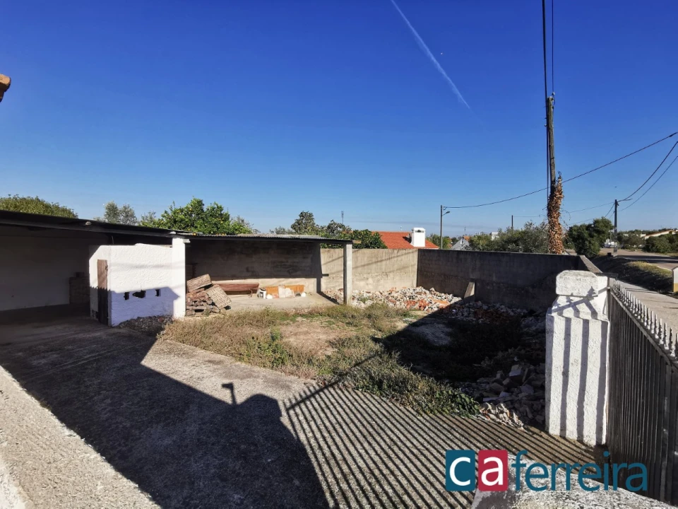 Moradia T3 para Venda em Foros de Arrão Foto 9