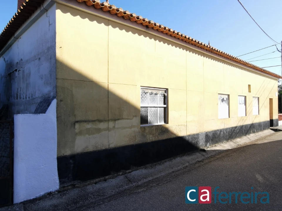 Moradia T3 para Venda em Foros de Arrão Foto 12