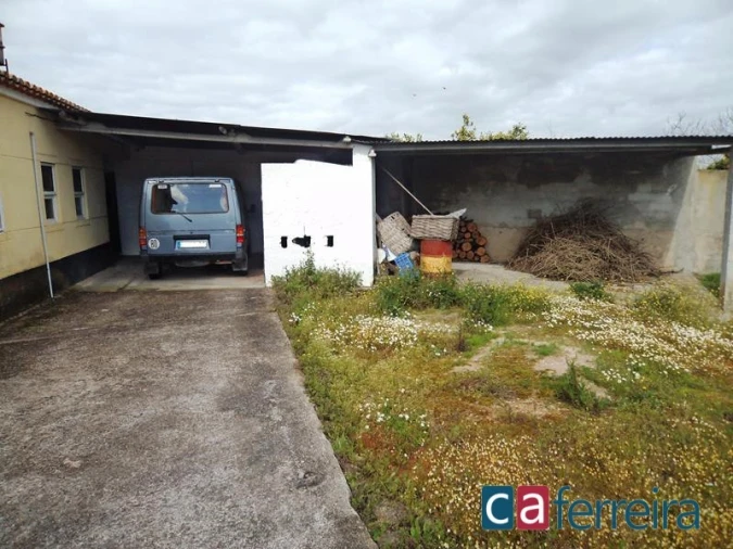 Moradia T3 para Venda em Foros de Arrão Foto 6