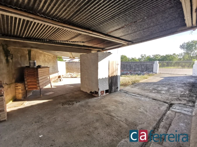 Moradia T3 para Venda em Foros de Arrão Foto 11