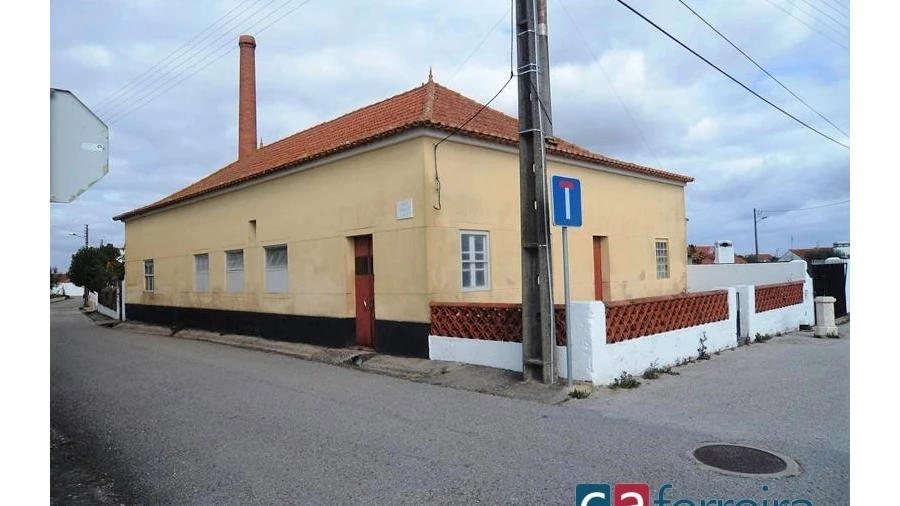 Moradia T3 para Venda em Foros de Arrão