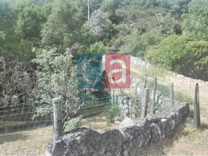 Moradia T1 para Venda em Castro Laboreiro e Lamas de Mouro Foto 5