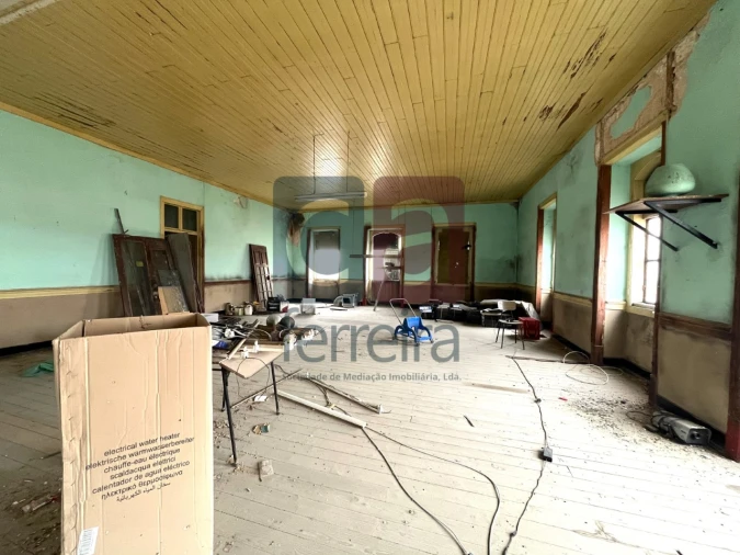 Prédio para Venda em Alcanhões Foto 20