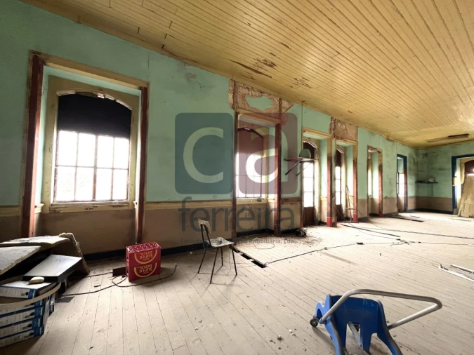 Prédio para Venda em Alcanhões Foto 23