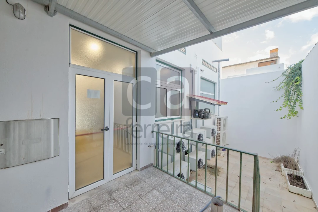 Negócio para Venda em Almeirim Foto 24