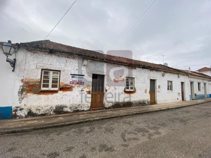 Moradia T3 para Venda em Parreira e Chouto Foto 1