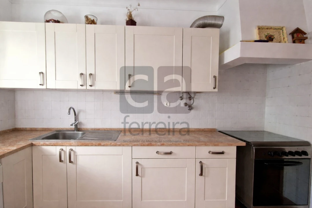 Moradia T2 para Venda em Almeirim Foto 4