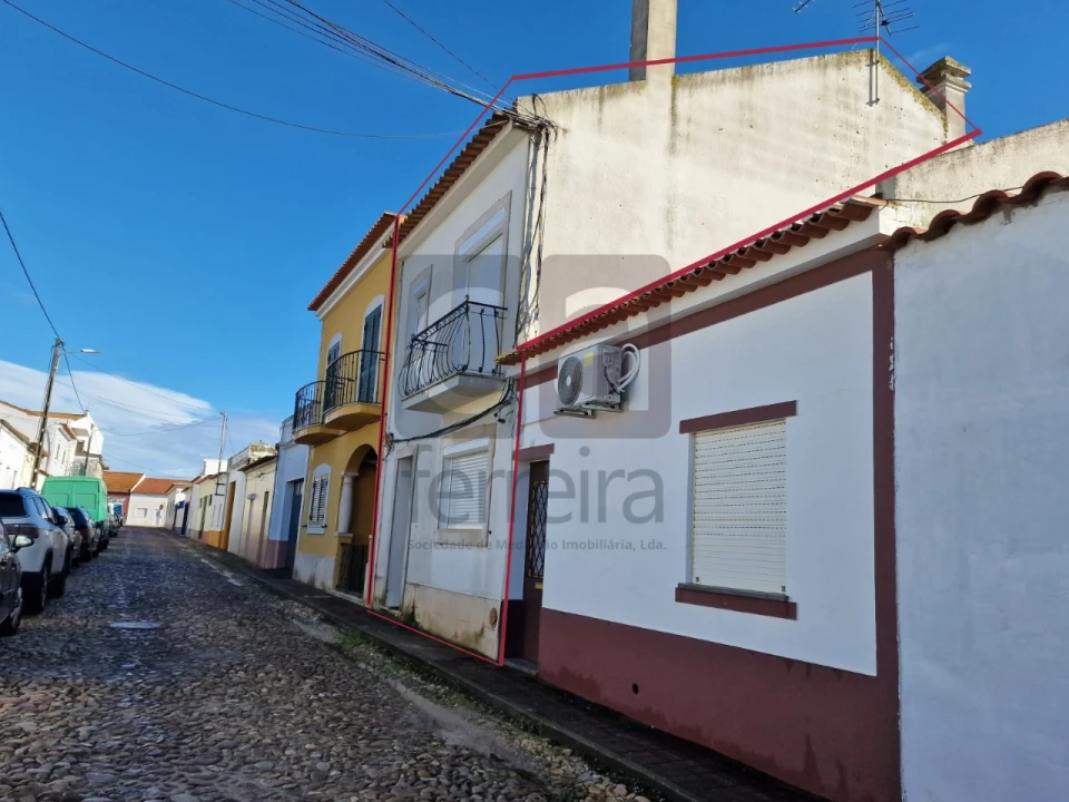 Moradia T2 para Venda em Almeirim Foto 40