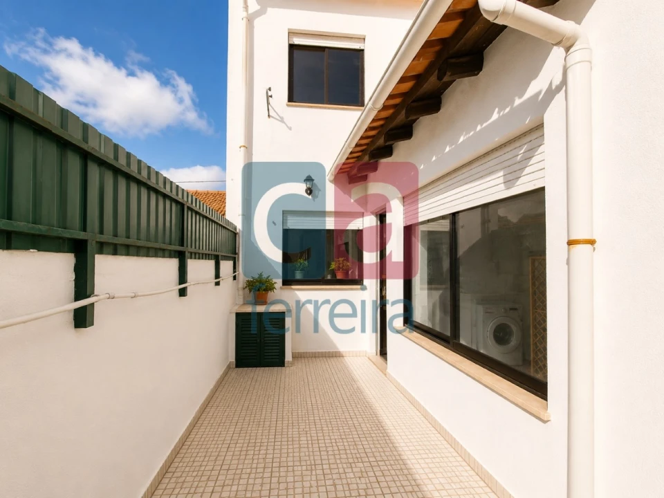 Moradia T2 para Venda em Almeirim Foto 30
