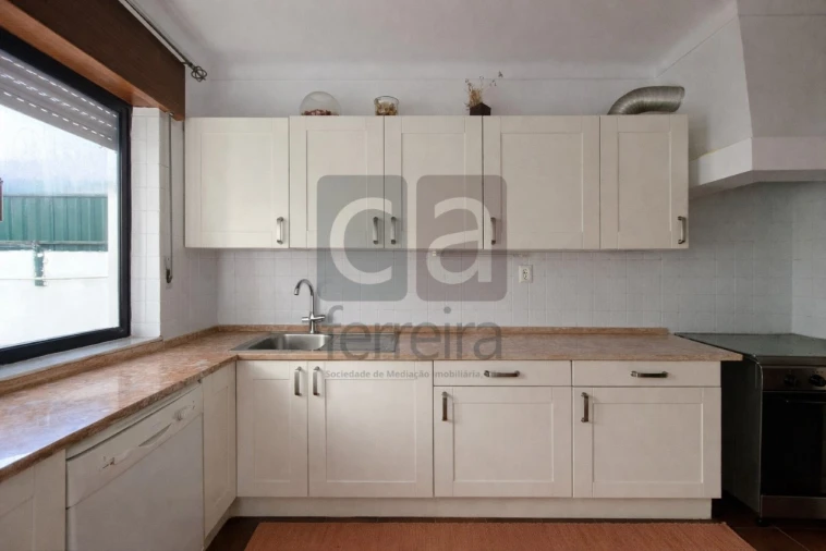 Moradia T2 para Venda em Almeirim Foto 3