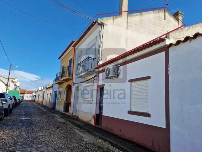 Moradia T2 para Venda em Almeirim Foto 40