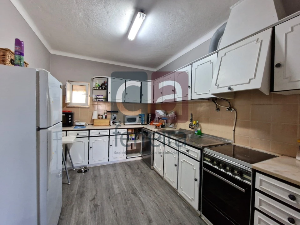 Moradia T4 para Venda em Romeira e Várzea Foto 4