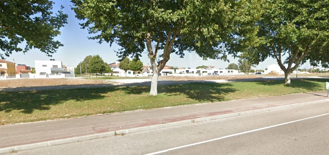 Terreno para Venda em Almeirim Foto 4