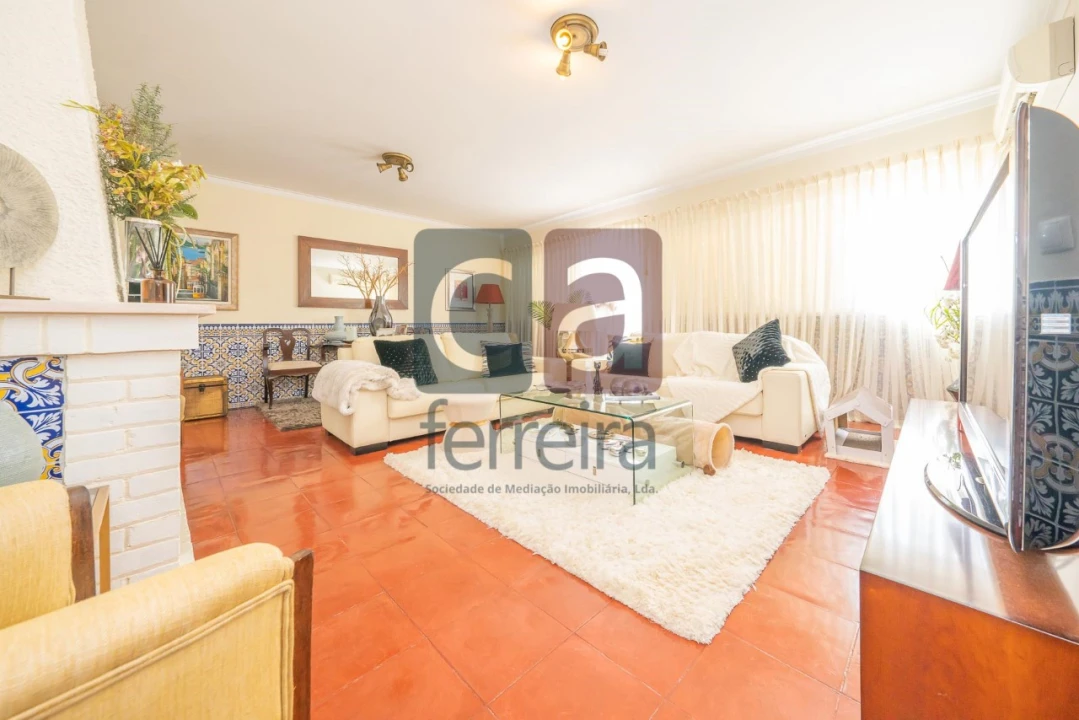 Moradia T6 para Venda em Palmela Foto 1