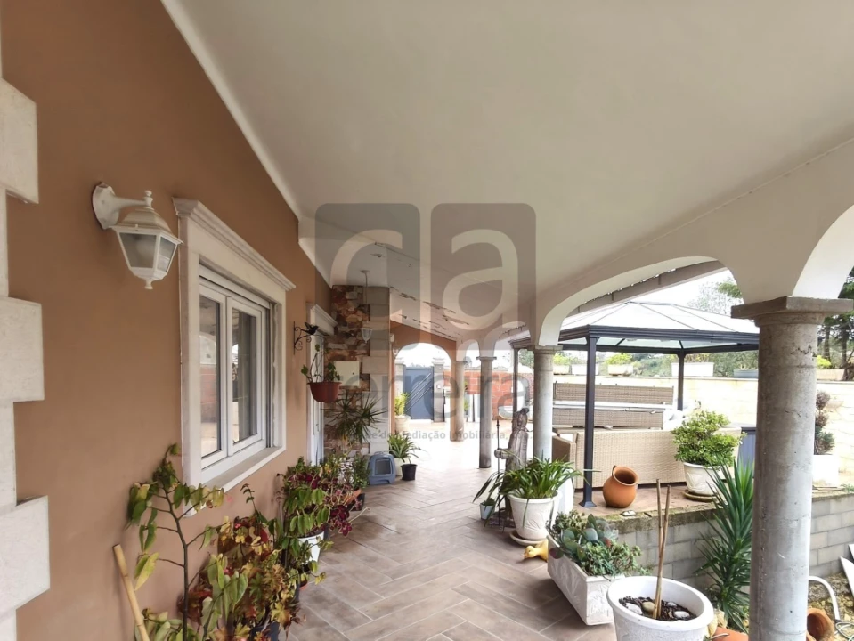 Moradia T5 para Venda em Assentiz Foto 1