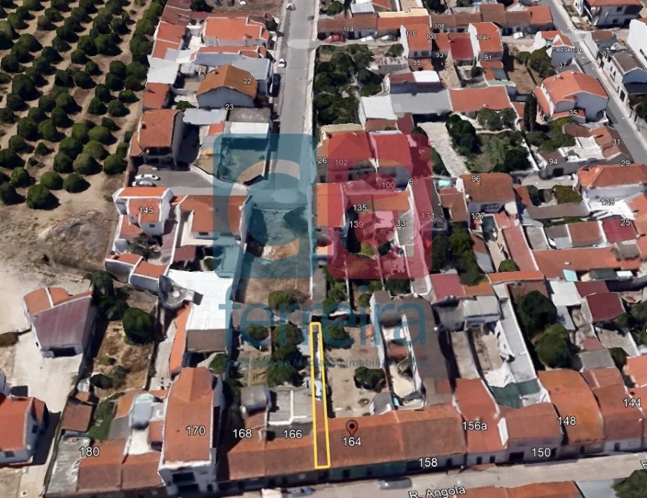 Moradia T1 para Venda em Almeirim Foto 1