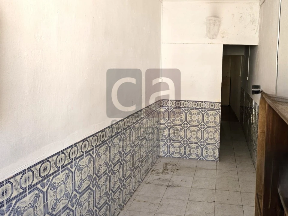 Moradia T1 para Venda em Almeirim Foto 4