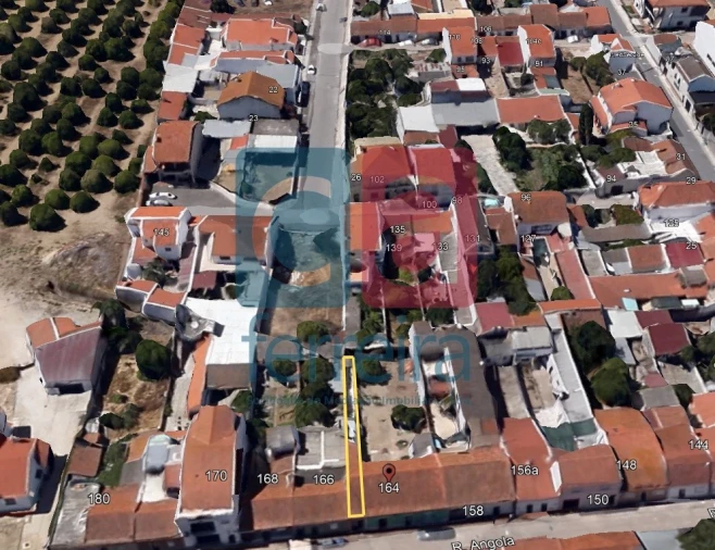 Moradia T1 para Venda em Almeirim Foto 1